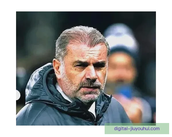 波斯特科格鲁执掌热刺球队展望未来发展与战术调整